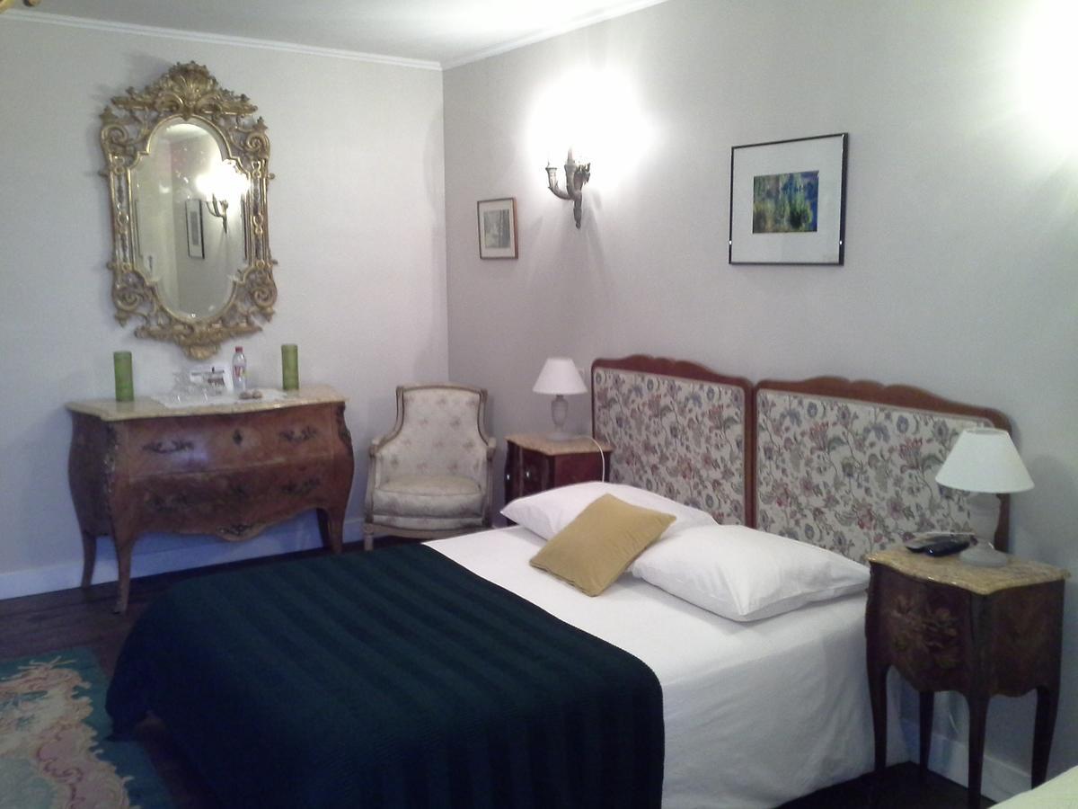 Bed and breakfast Le Logis De Ruelle Extérieur photo