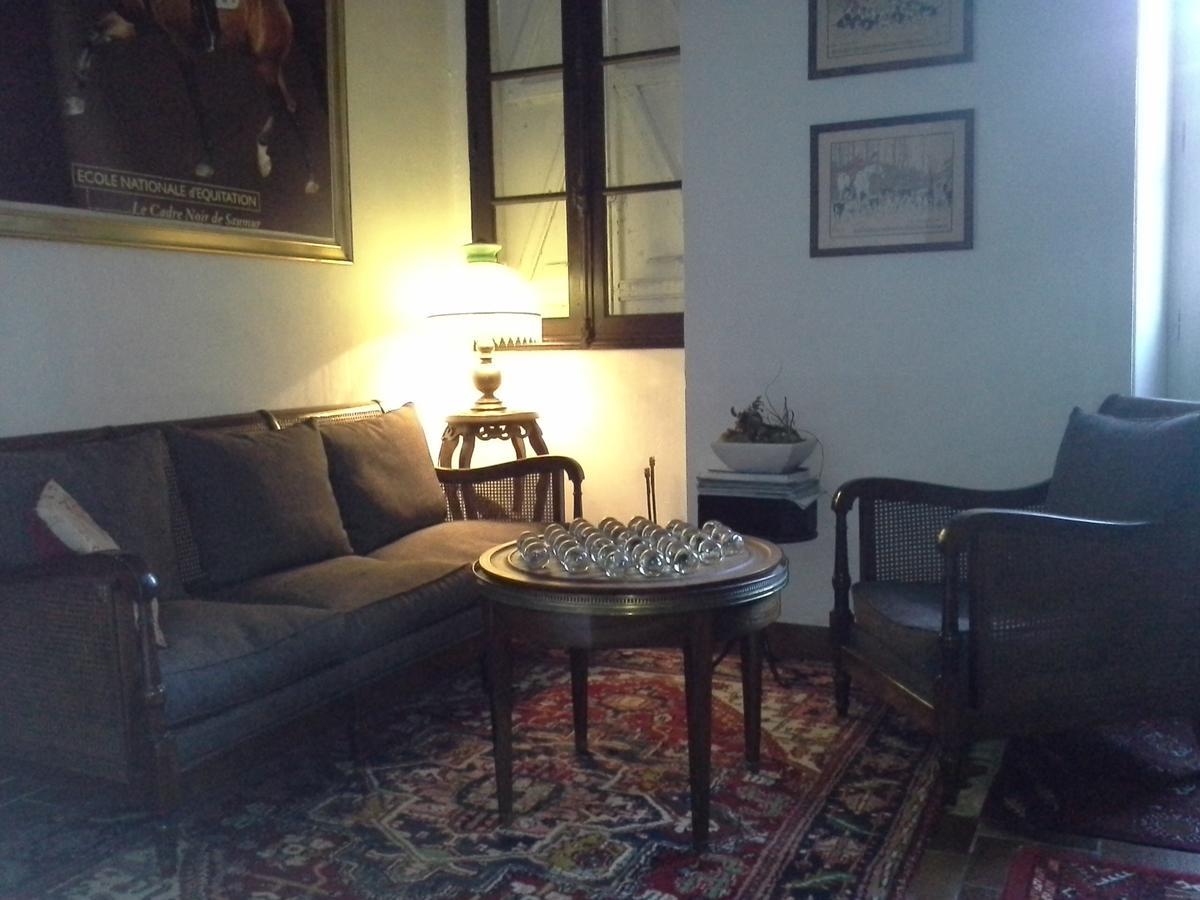 Bed and breakfast Le Logis De Ruelle Extérieur photo